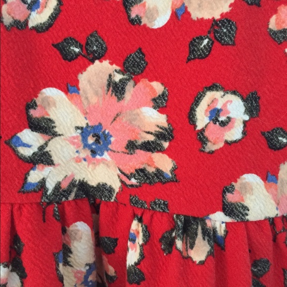 Beautiful Anthropologie peplum top. Size XS - Picture 4 of 4