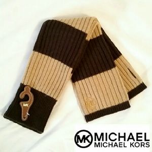 NWT Michael Kors Fingerless Gloves