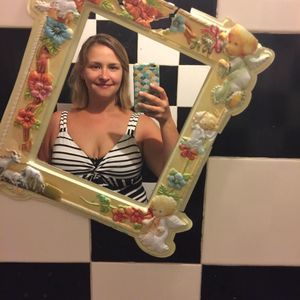 Meet your Posher, Melissa
