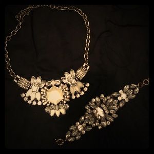 Statement necklace and bracelet bundle