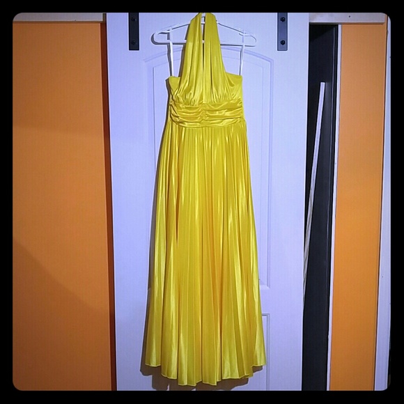 Prom/formal dress