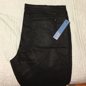 Apt 9 Short Skinny jeans