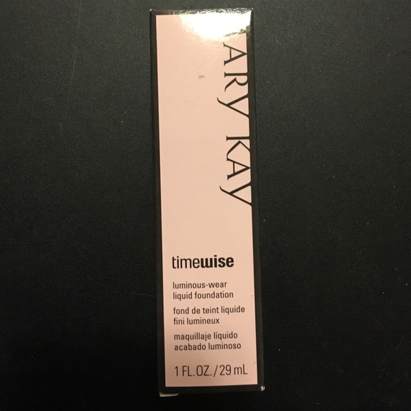 Mary Kay Beige 2 Liquid Foundation