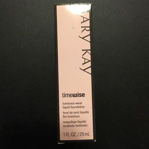 Mary Kay Beige 2 Liquid Foundation