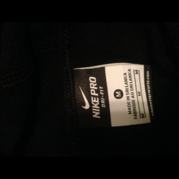 Nike pro black hoodie - Picture 2 of 3