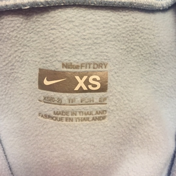 Nike 1/4 Zip - Picture 3 of 3