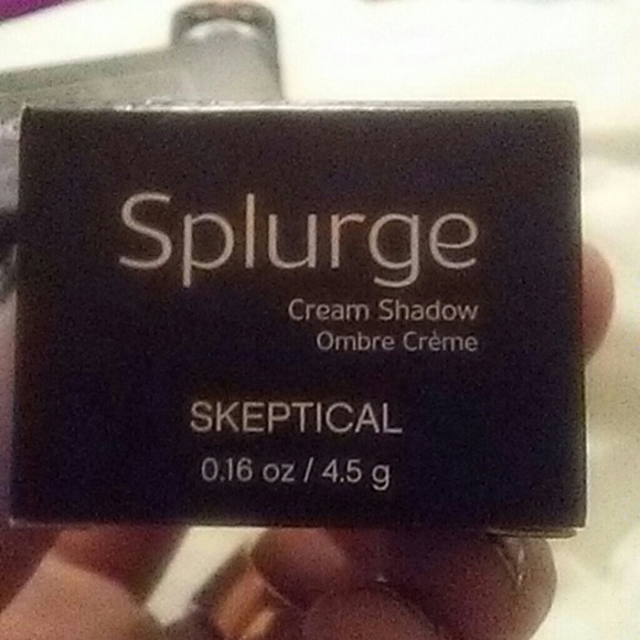 Younique Splurge Cream Shadow - Skeptical