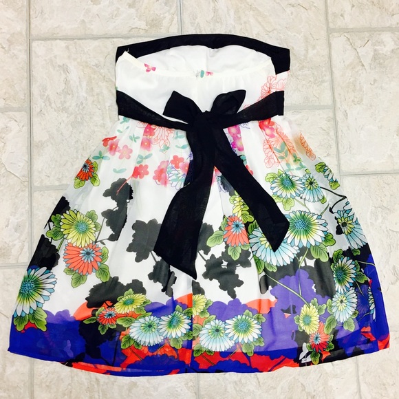 Floral Strapless Dress - Picture 2 of 2