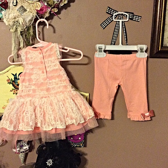 Peach two piece lace outfit NWOT 👗👗 - Picture 2 of 2