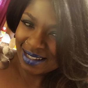 Meet your Posher, Shawna