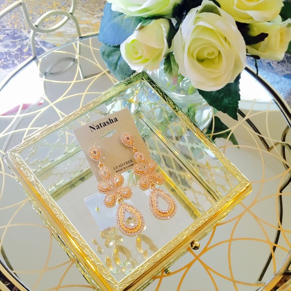 NATASHA DRAMATIC CHANDELIER EARRINGS