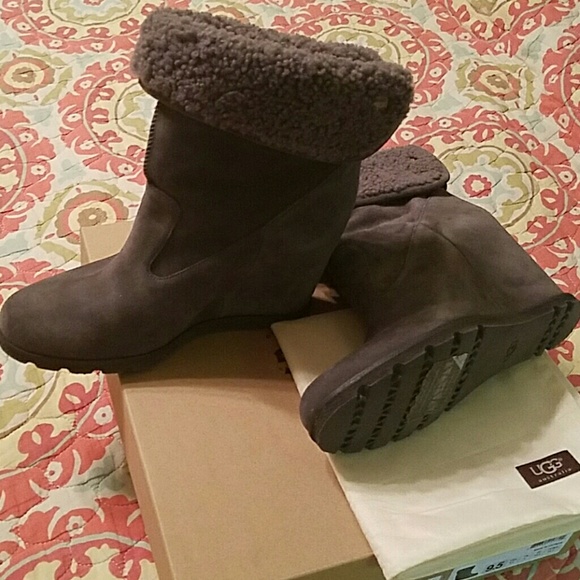 Ugg wedge boots