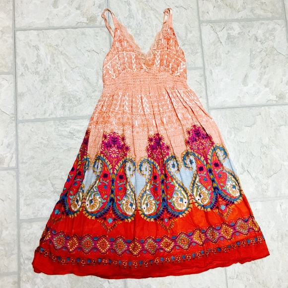 Adorable Summer Dress - Picture 1 of 2