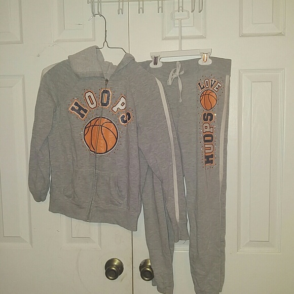 Justice jogging outfit size 10