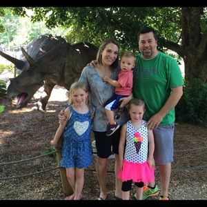 Meet your Posher, Lori