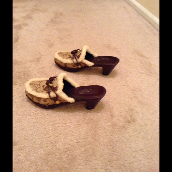 Coach Clogs - Picture 2 of 4
