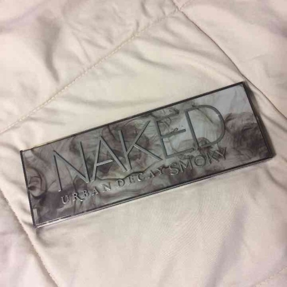Urban Decay Naked Smokey