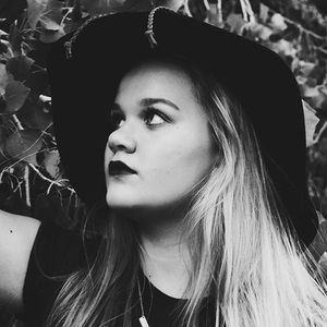 Meet your Posher, Avalon