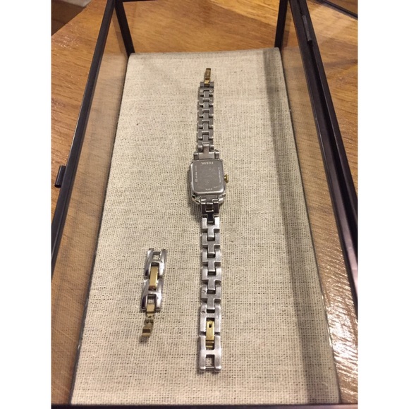 FOSSIL Two-Toned Watch - Picture 3 of 3