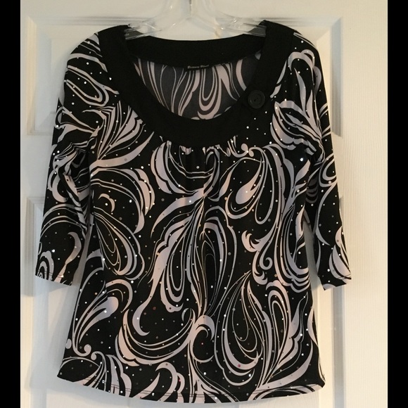 Black and white three quarter sleeve sequin top - Picture 1 of 3