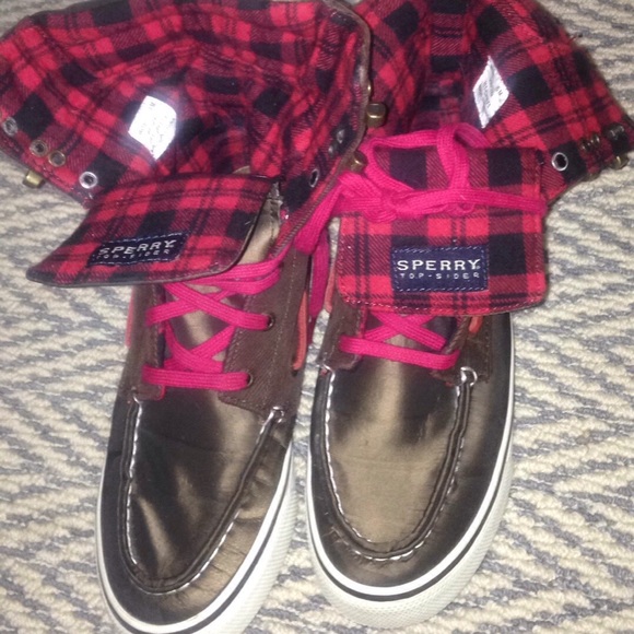Sperry size 6