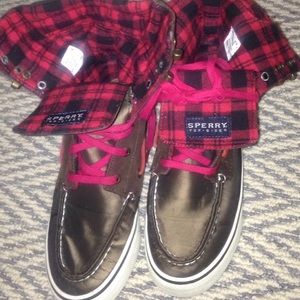 Sperry size 6