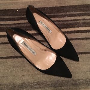 Classic Suede black be, used.