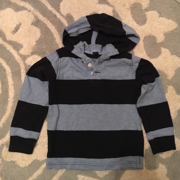 Gap hooded pullover shirt