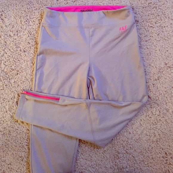 Abercrombie and Fitch workout leggings