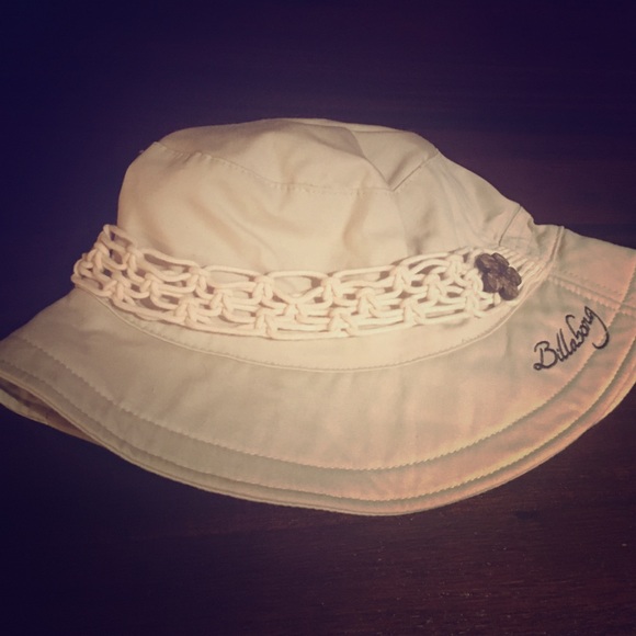 Billabong summer hat