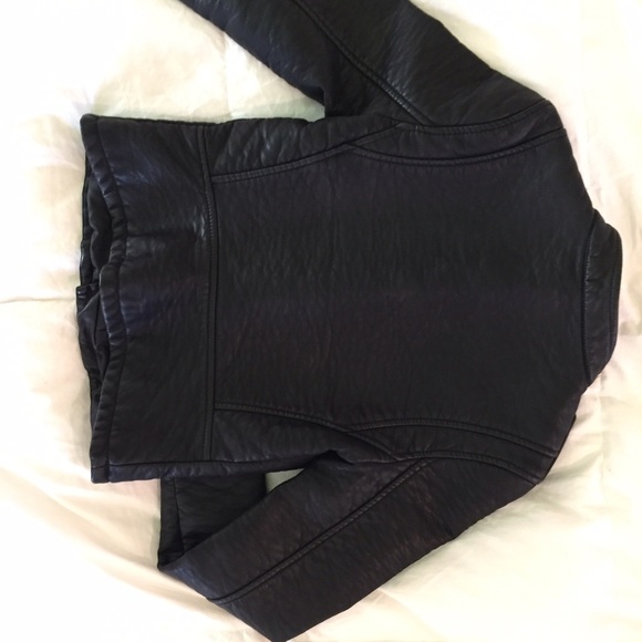 Forever 21 black leather jacket - Picture 4 of 4