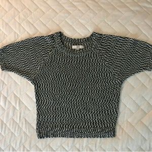 Like new beautiful Loft sweater sz M