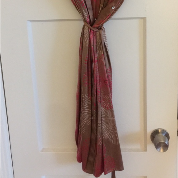 Silk button down, tie around wrap dress by Bebe - Picture 6 of 8