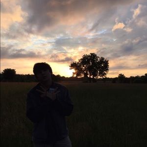 Meet your Posher, Sam