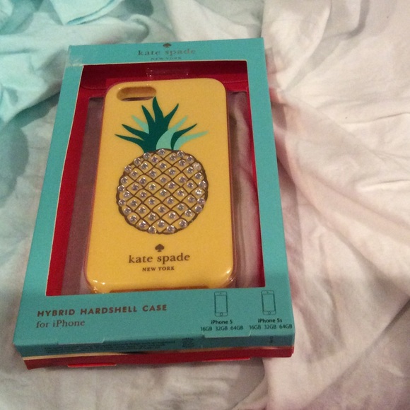 kate spade Accessories - Kate Spade Pineapple iPhone 5/5s case
