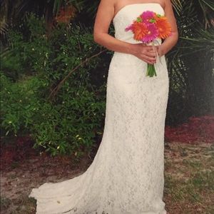 David's bridal strapless wedding dress sz 6