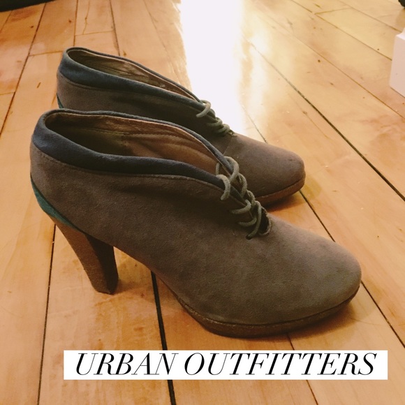 Chelsea Crew 3-inch Heels