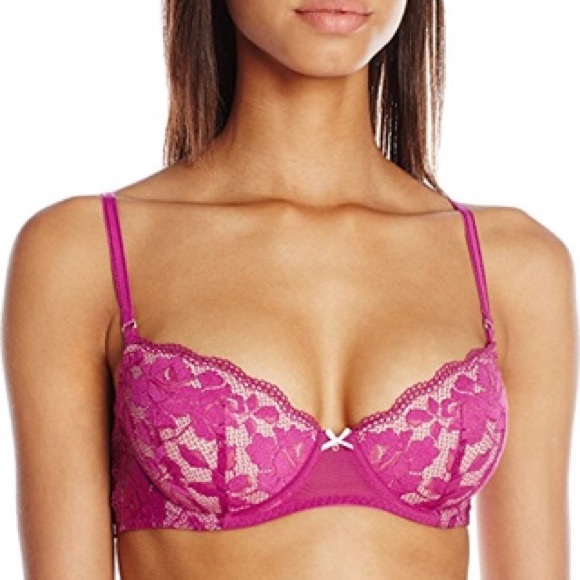 BETSEY JOHNSON STARLET LACE BRA - NEVER WORN