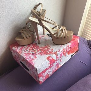 Chinese Laundry Tippy Tops