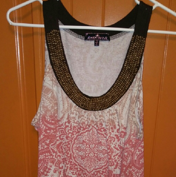 Almost Famous Sleeveless Top Size 1x