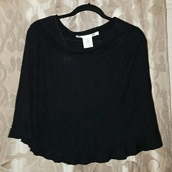 Small black ribbed cape/poncho/shawl