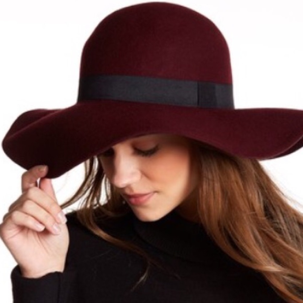 Meet your Posher, Molly