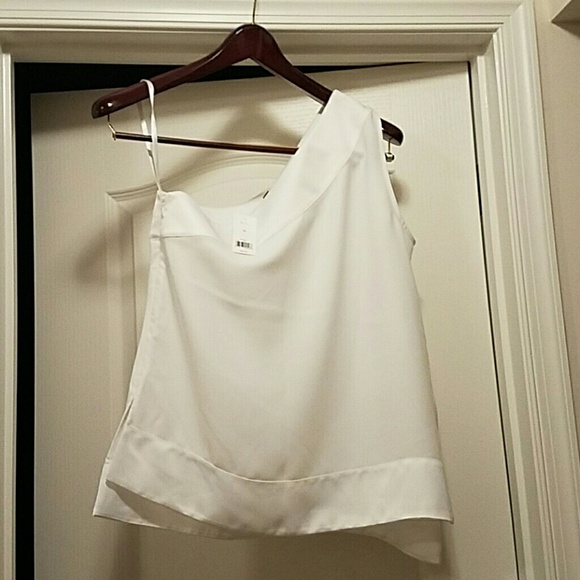 Great one shoulder blouse (NWT) - Picture 3 of 3