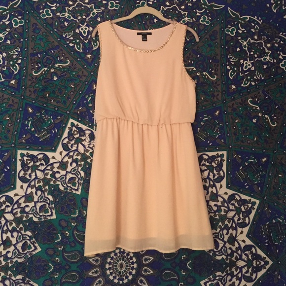 Peach/Pale Pink Dress - Picture 3 of 4