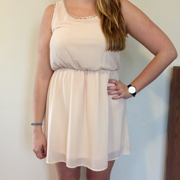 Peach/Pale Pink Dress - Picture 2 of 4