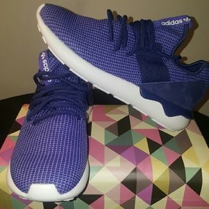 NIB  Adidas Tubular Runner size 9.5 women