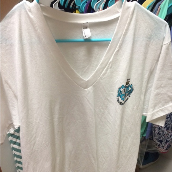 ZTA crest shirt