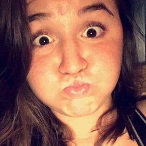 Meet your Posher, Caroline