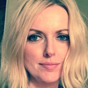 Meet your Posher, Joelle