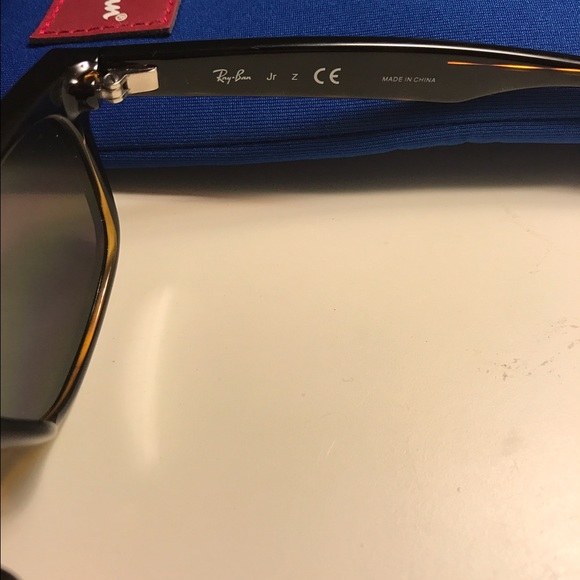Ray bans - Picture 2 of 4